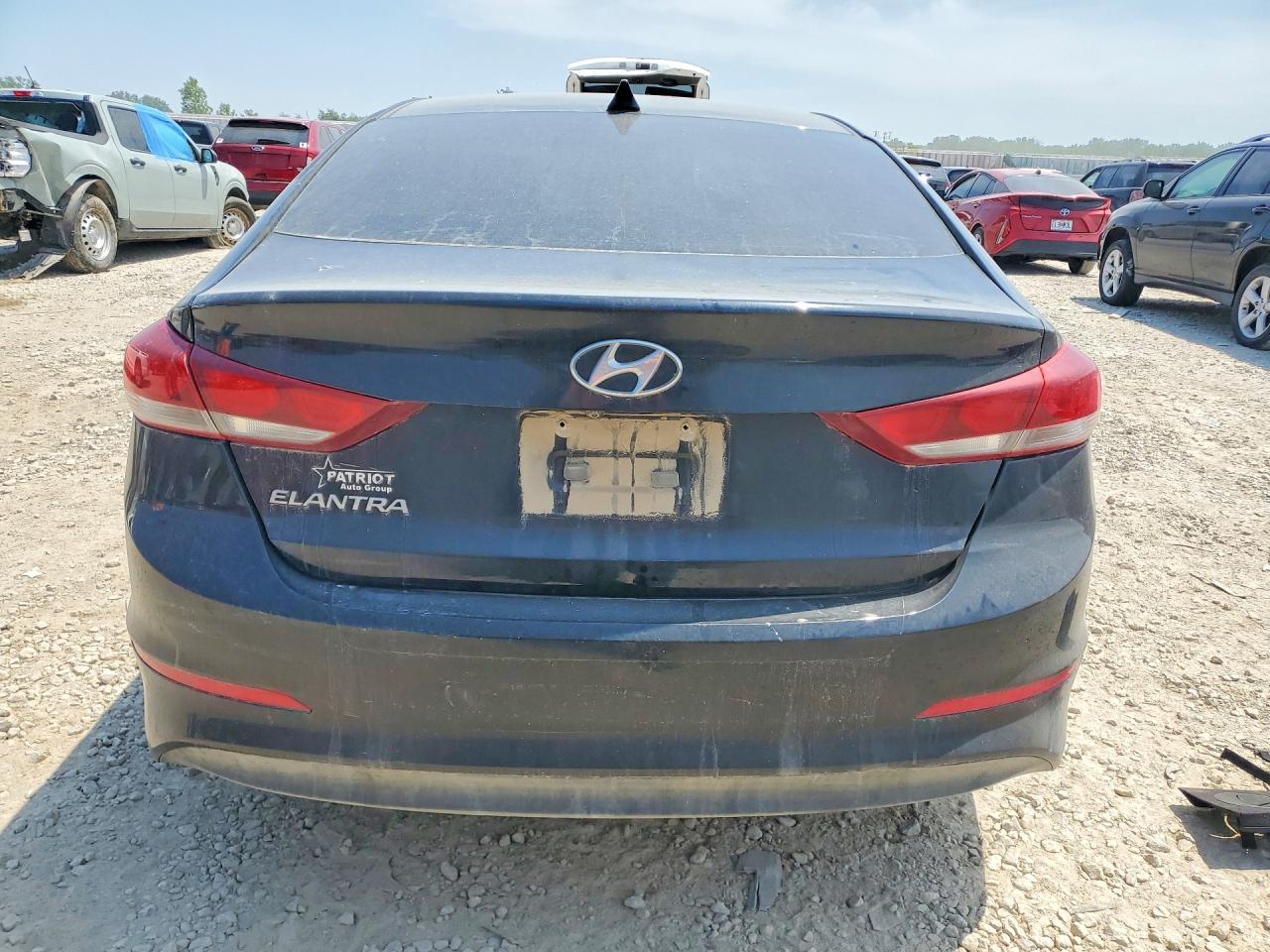 Hyundai ELANTRA Value Edition