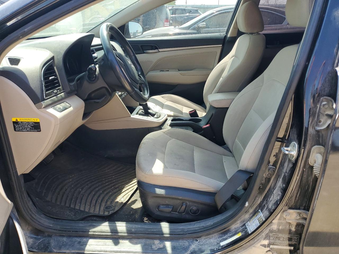 Hyundai ELANTRA Value Edition