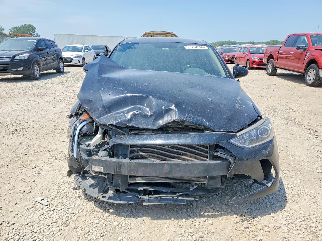 Hyundai ELANTRA Value Edition