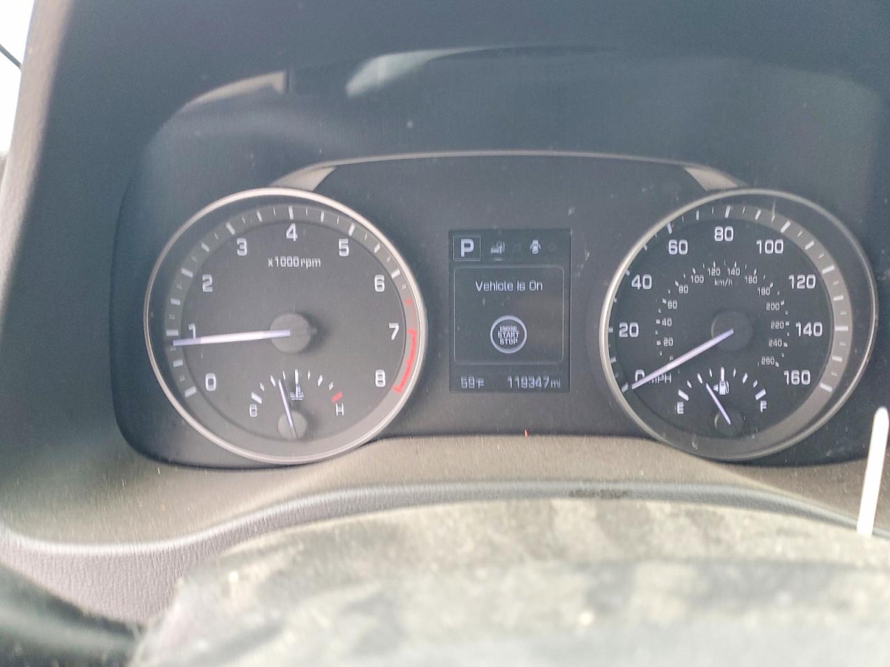 Hyundai ELANTRA Value Edition