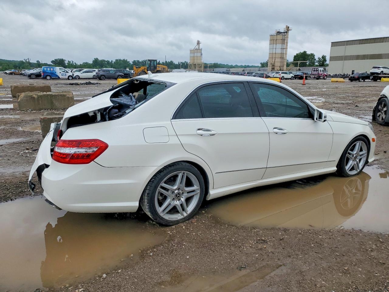 Mercedes-Benz E-Class 350