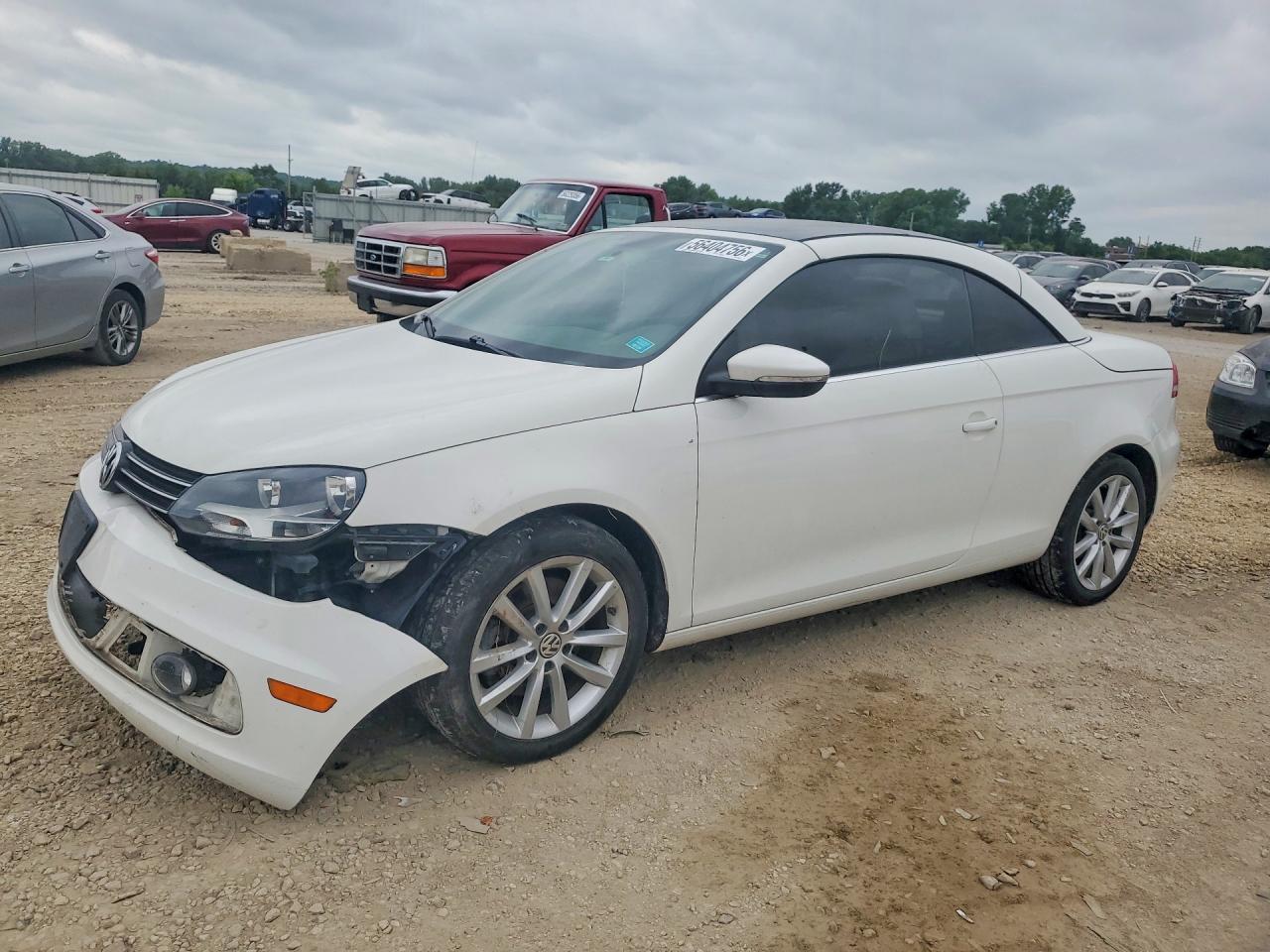 Salvage Volkswagen Eos Image