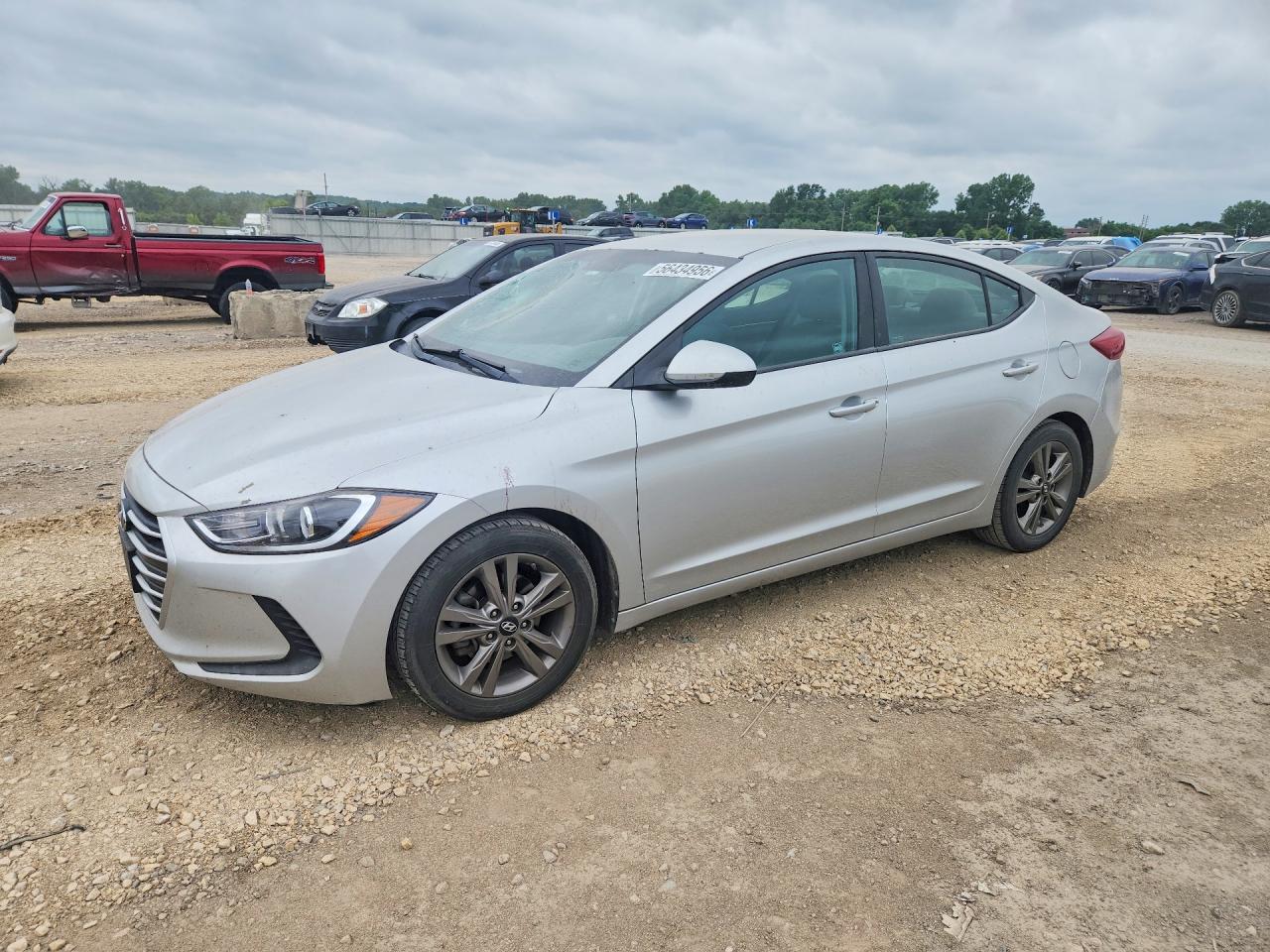 Salvage Hyundai ELANTRA Image