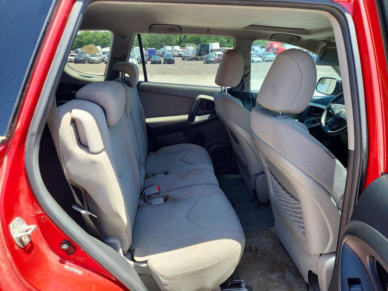 Toyota RAV4 Base