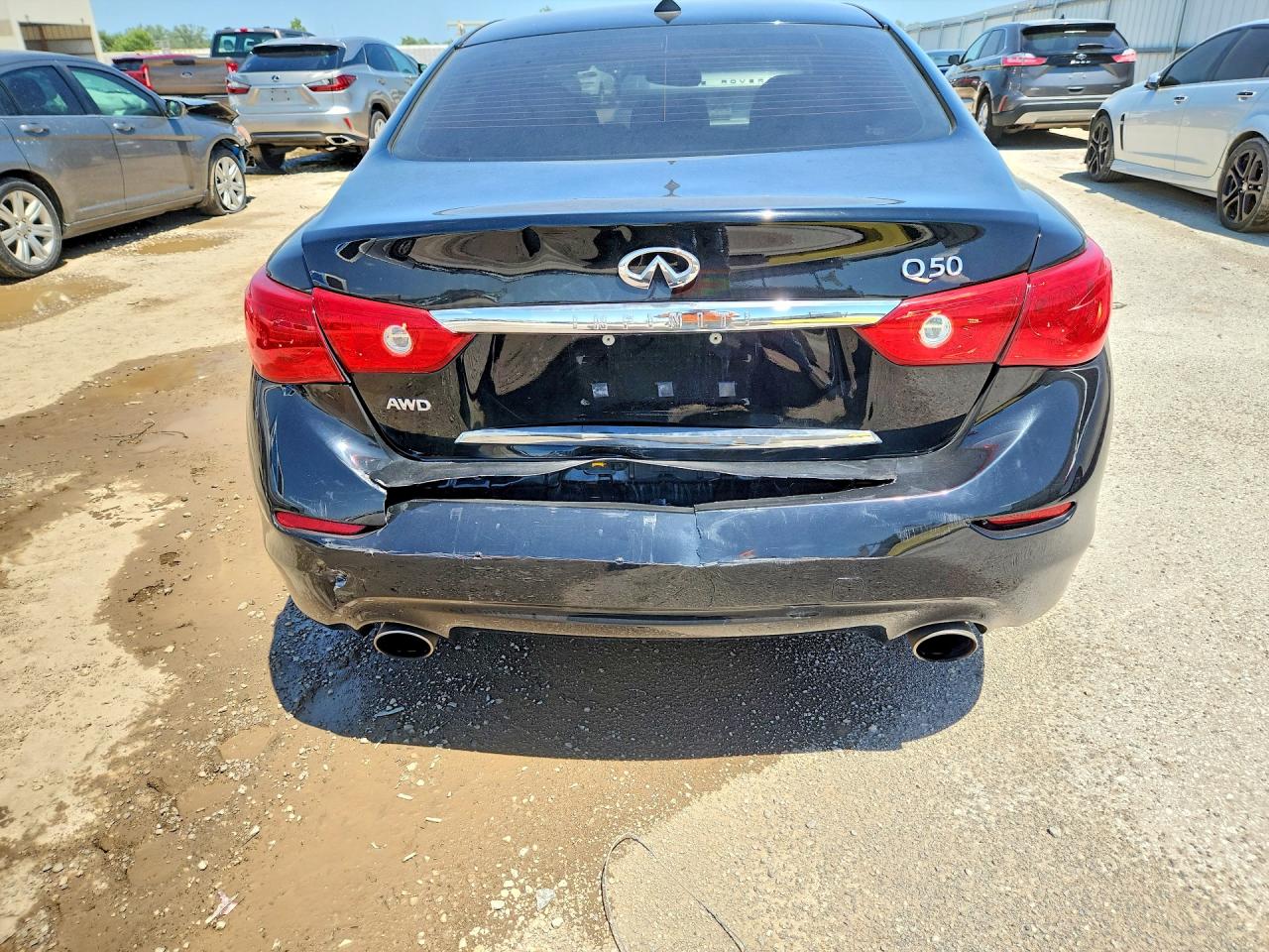 INFINITI Q50 2.0t 2.0t