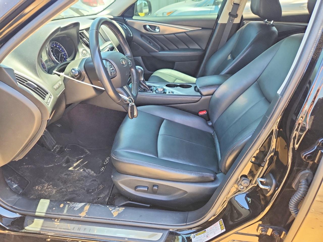 INFINITI Q50 2.0t 2.0t