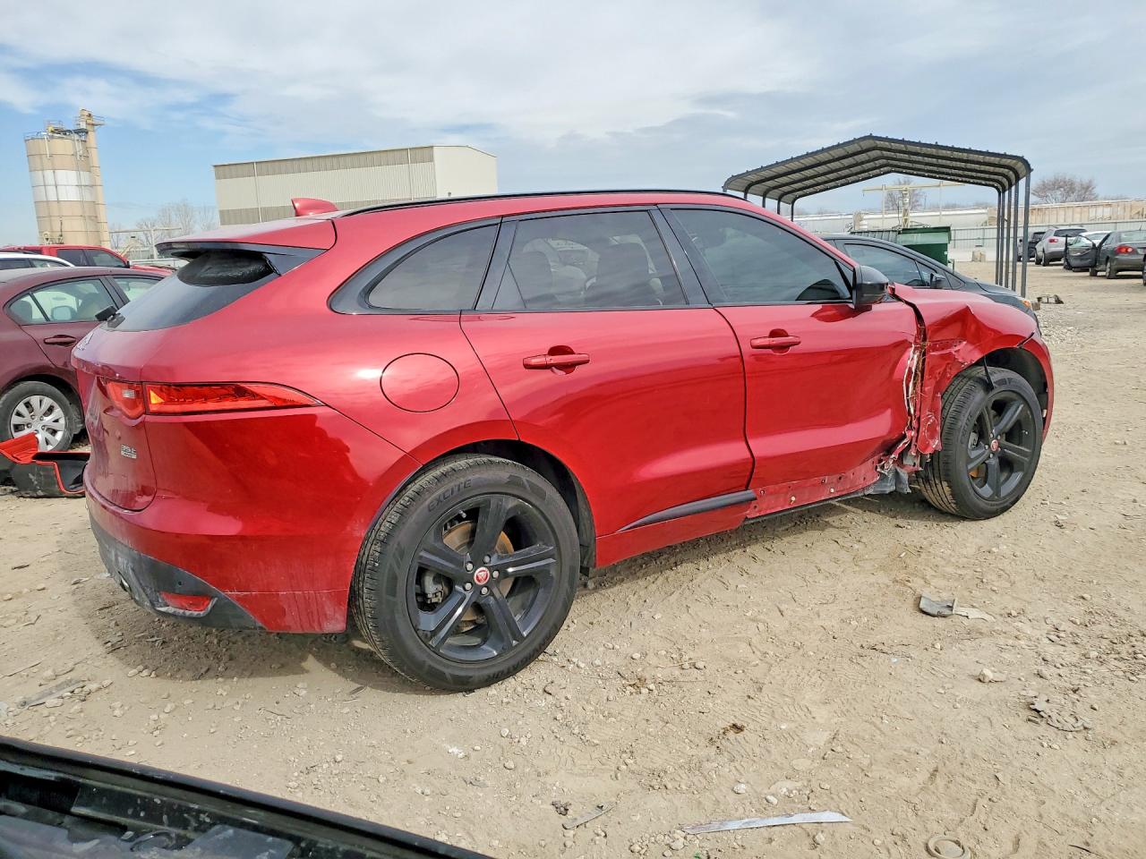 Jaguar F-PACE R - Sport