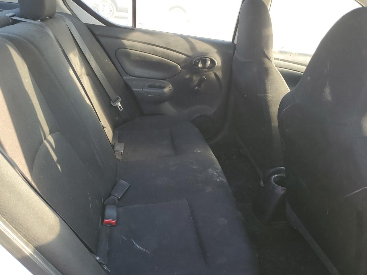 Nissan Versa 1.6 S Plus