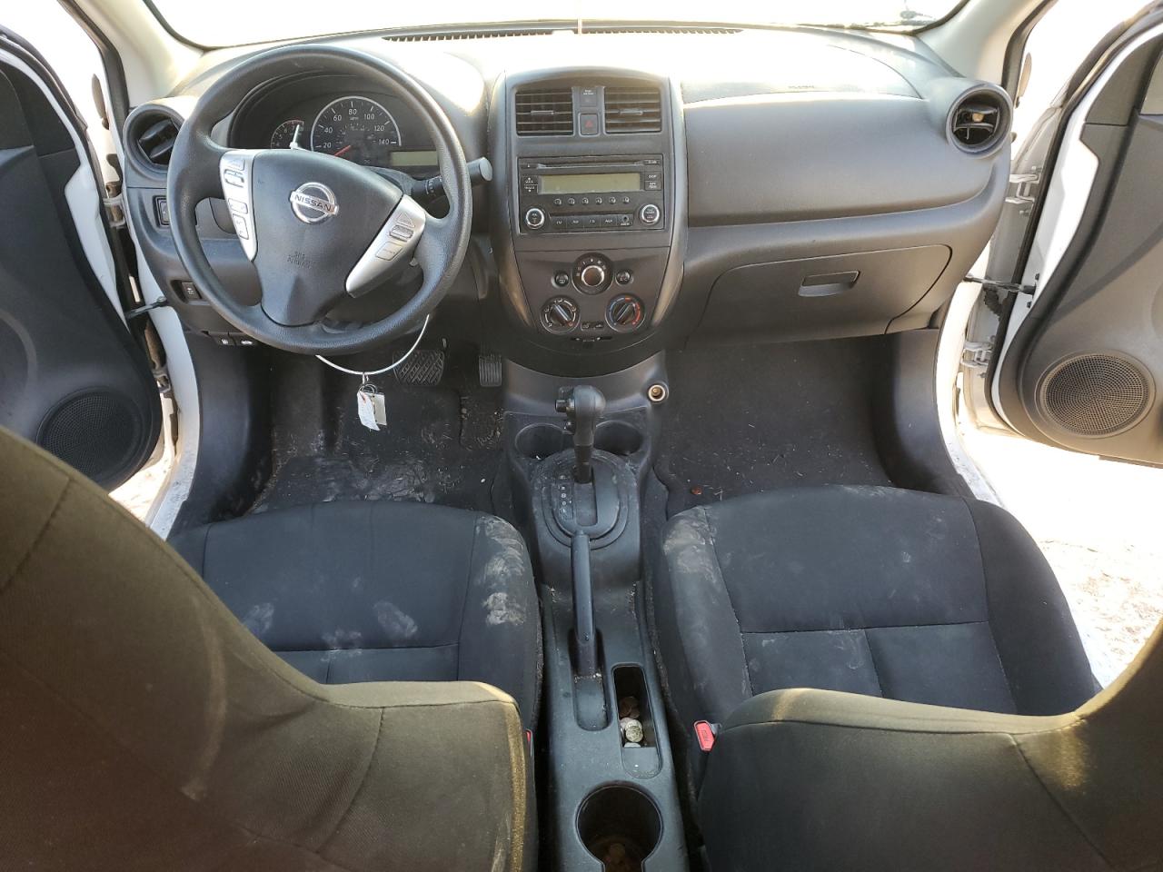 Nissan Versa 1.6 S Plus