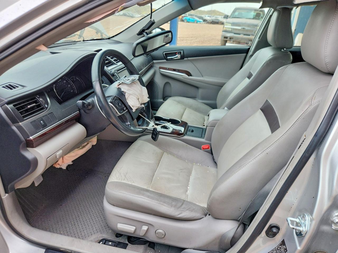 Toyota Camry Xle