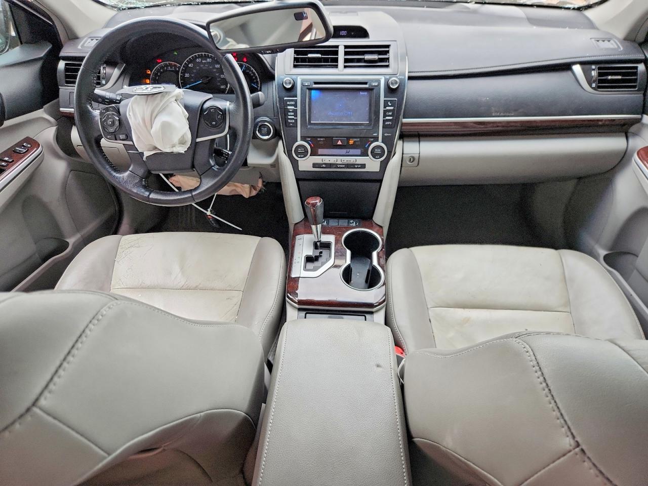 Toyota Camry Xle
