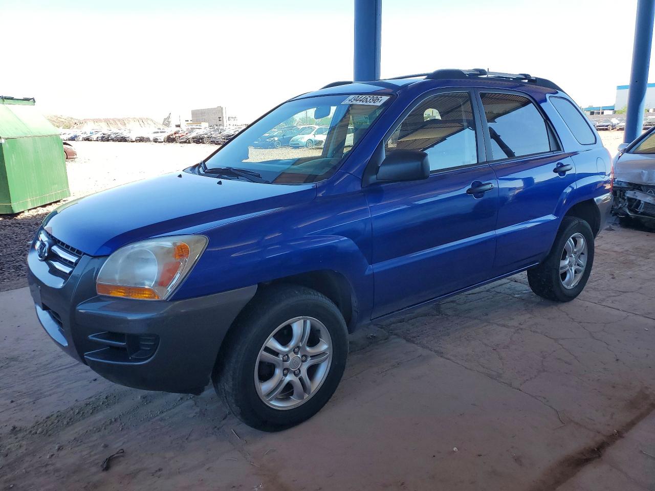 Salvage Kia Sportage Image