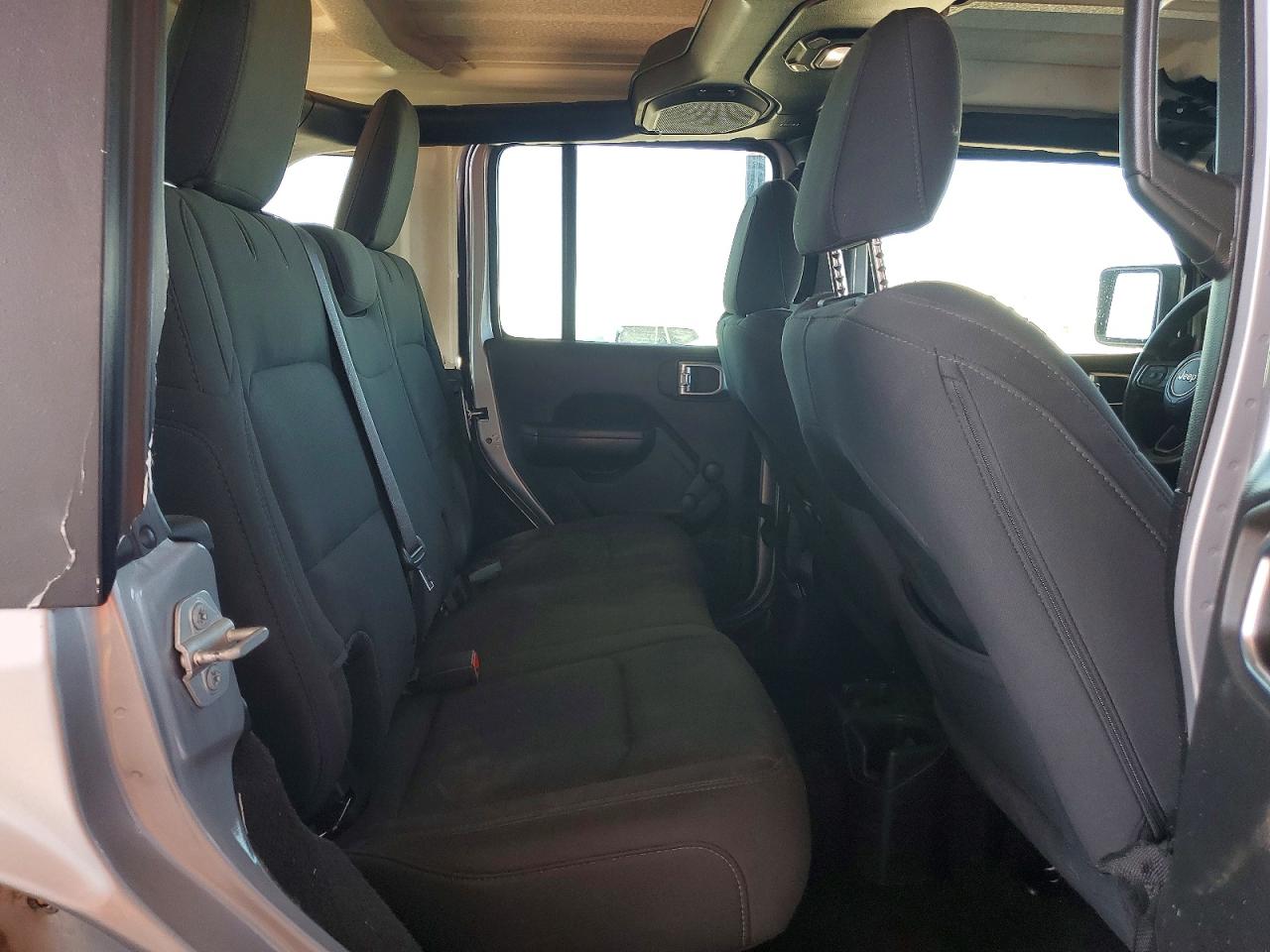 Jeep Wrangler Sport