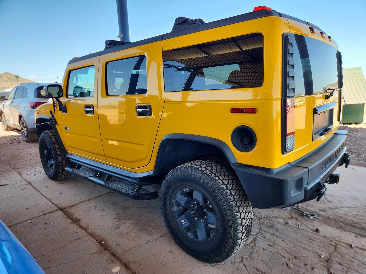 HUMMER H2