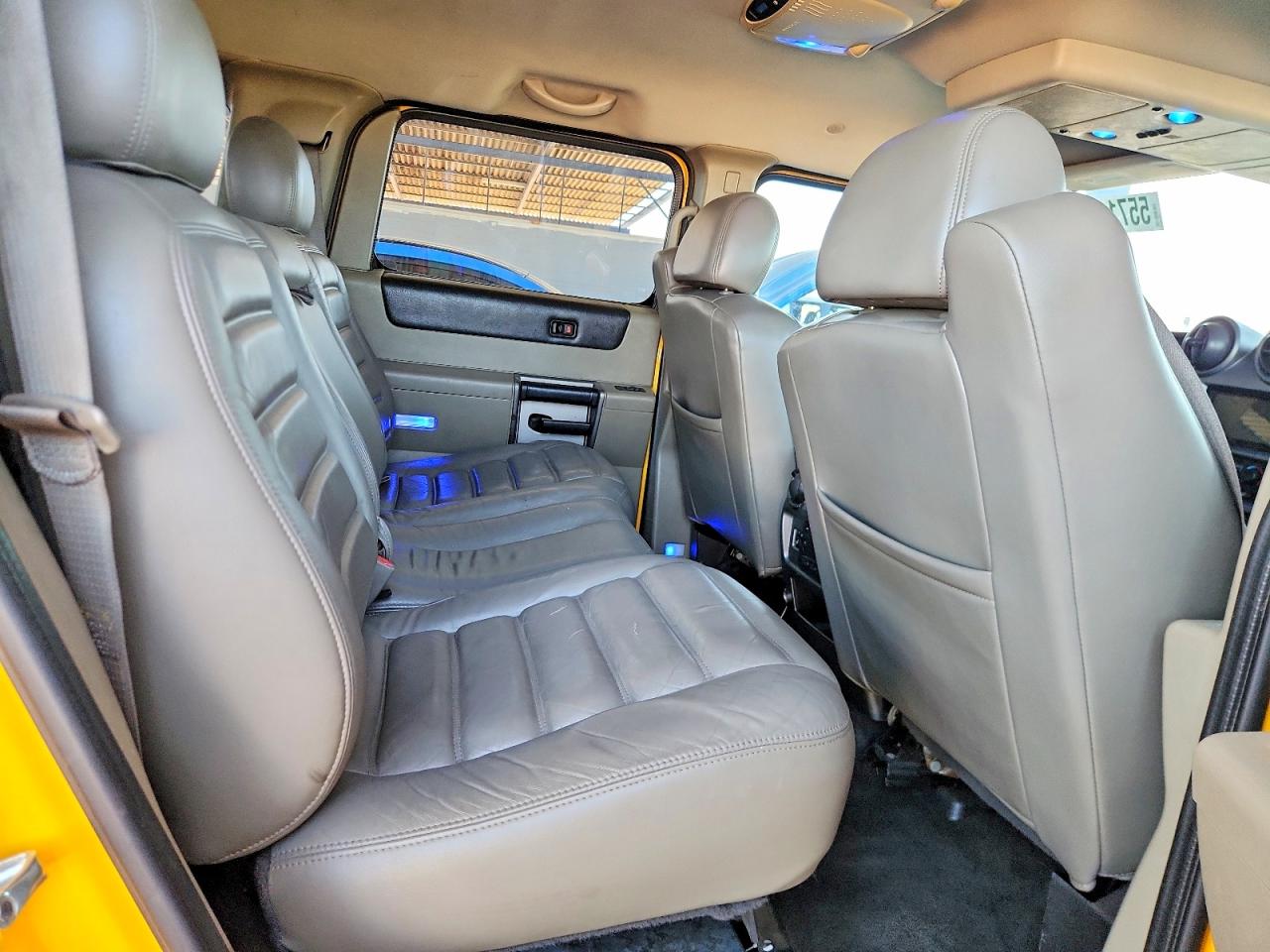 HUMMER H2