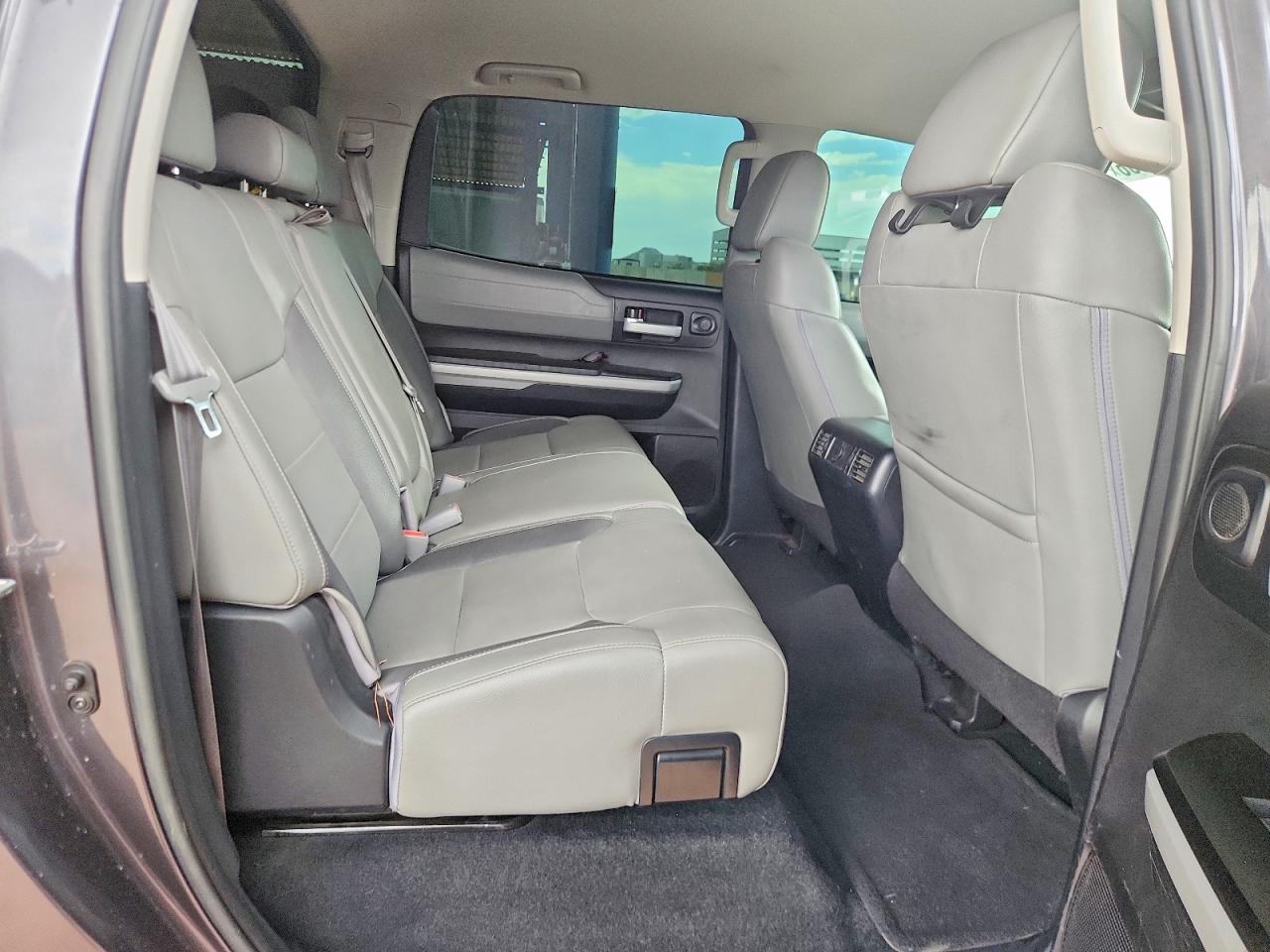 Toyota Tundra Crewmax Limited