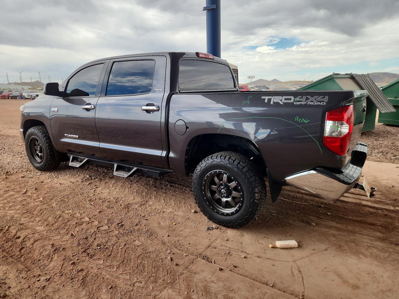 Toyota Tundra Crewmax Limited