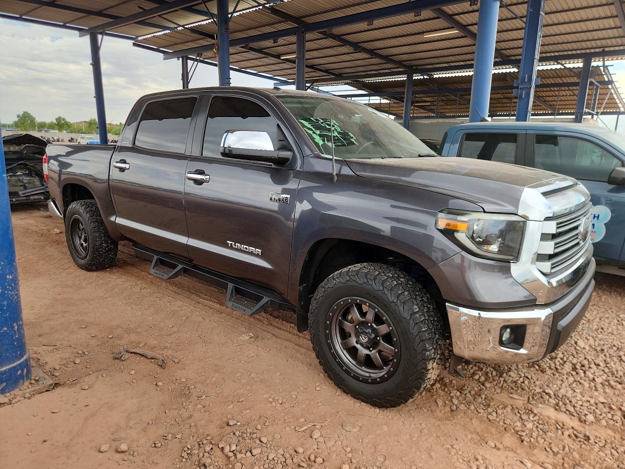 Toyota Tundra Crewmax Limited