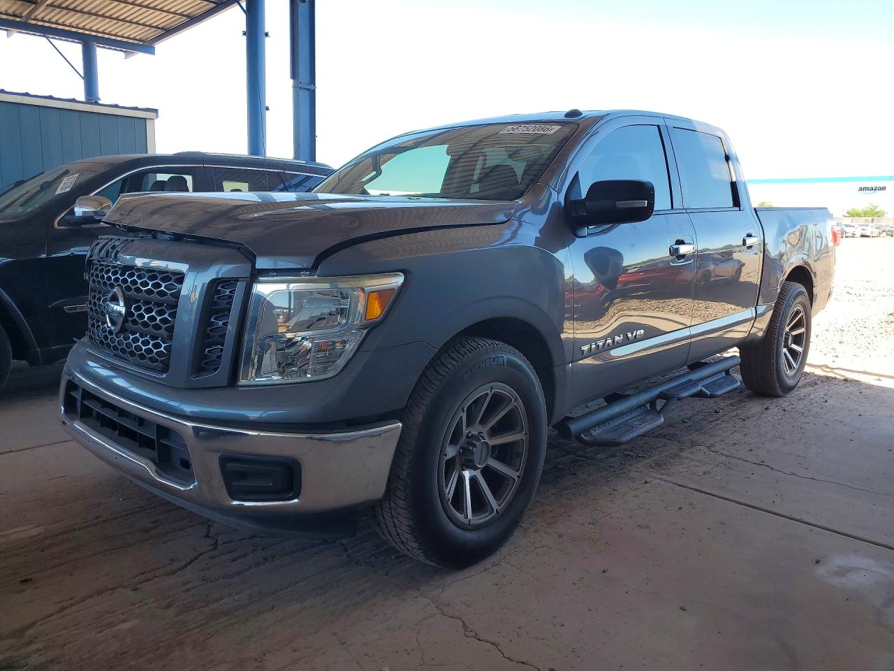 Salvage Nissan Titan Image