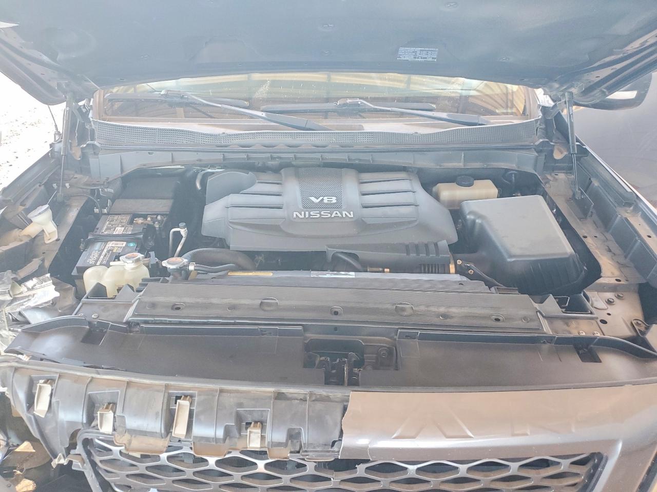 Nissan Titan Sv