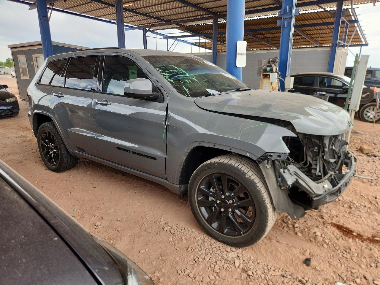 Jeep Grand Cherokee Laredo