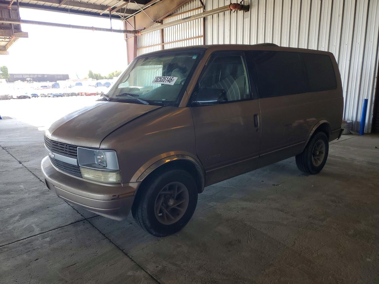Salvage Chevrolet Astro Image