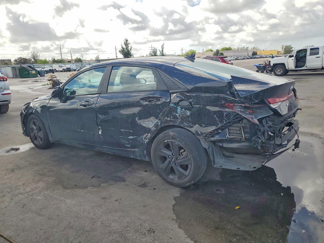 Hyundai ELANTRA Sel