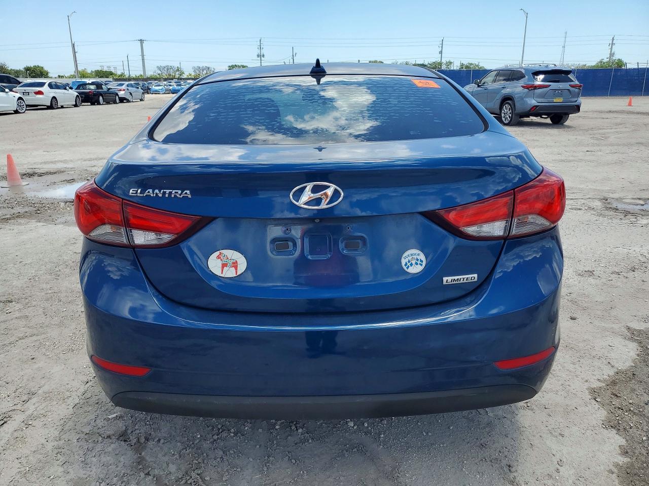 Hyundai ELANTRA Limited