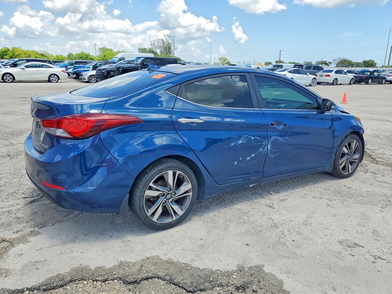 Hyundai ELANTRA Limited