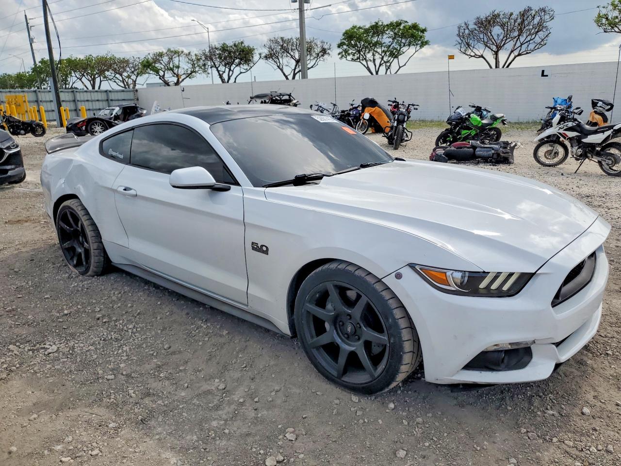 Ford Mustang Gt