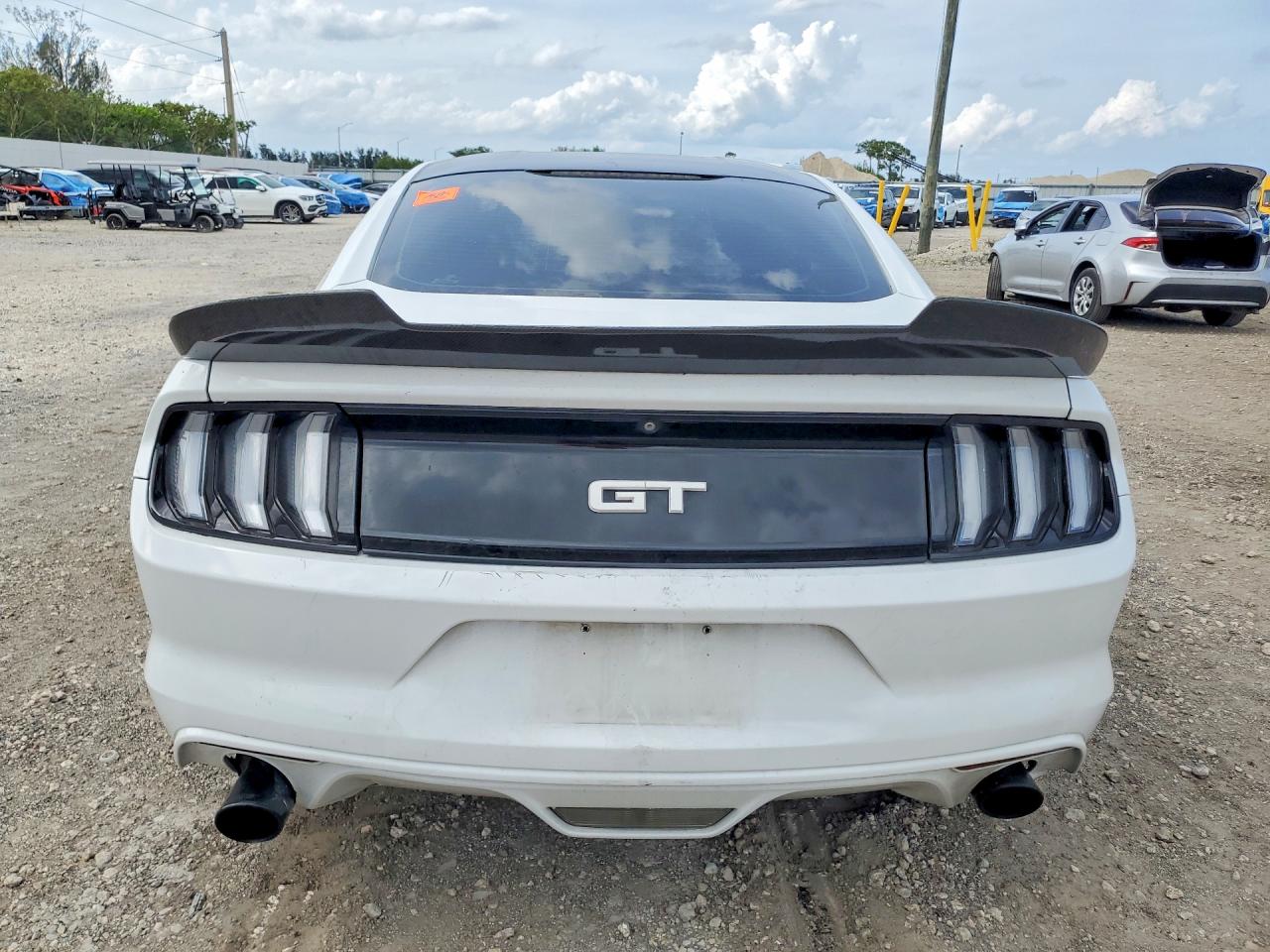 Ford Mustang Gt