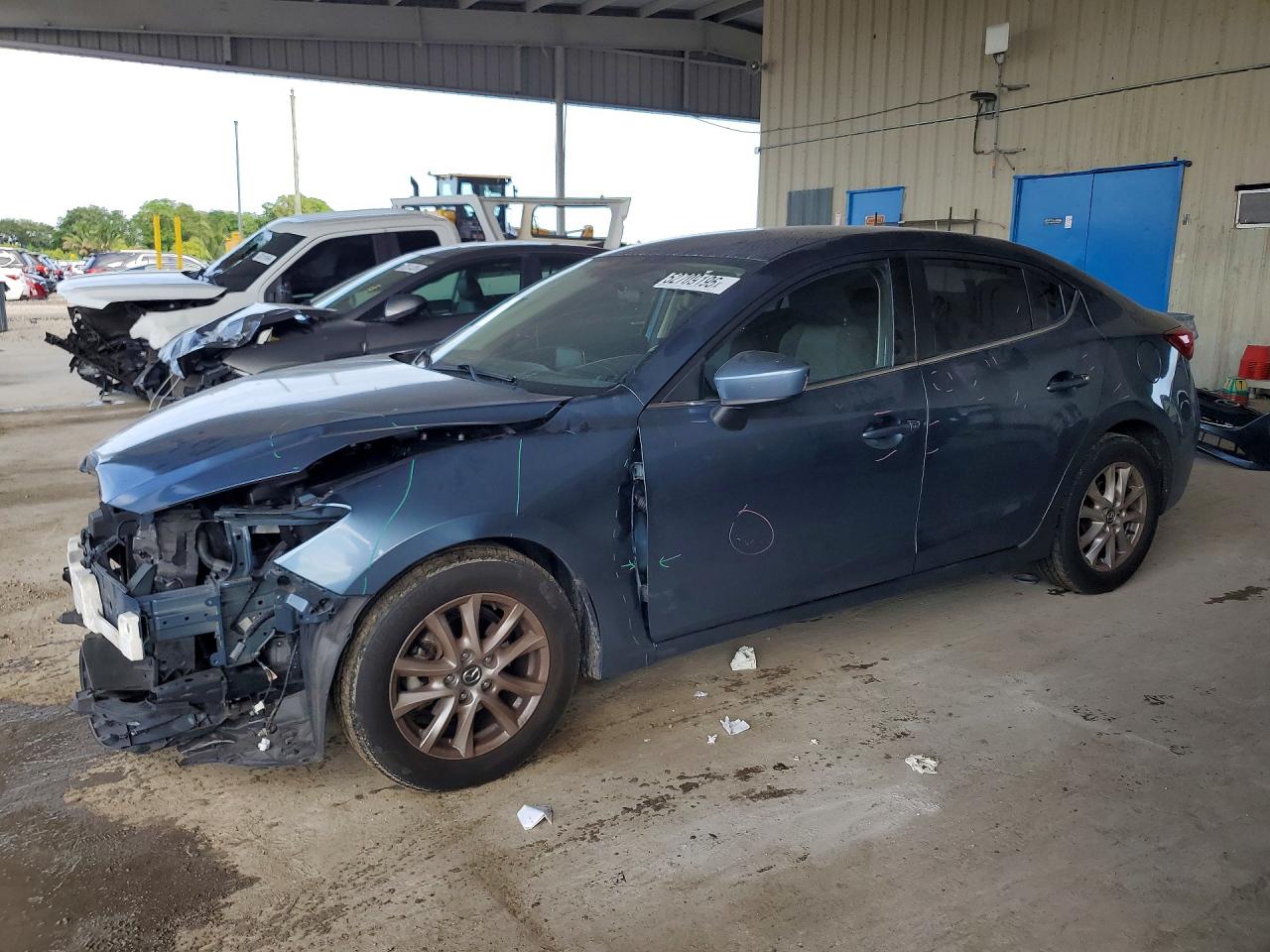 Salvage Mazda 3 Image