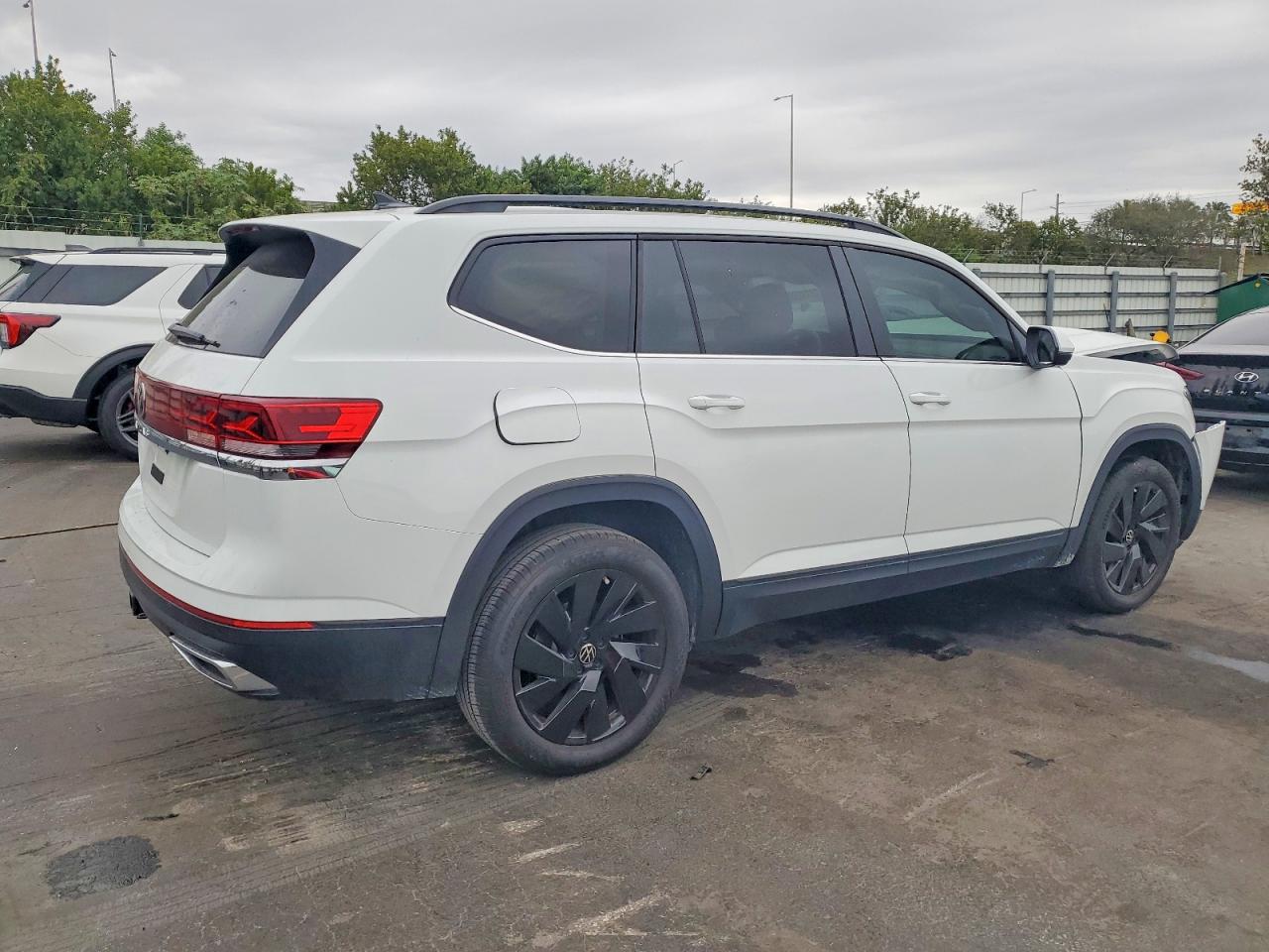 Volkswagen Atlas Se