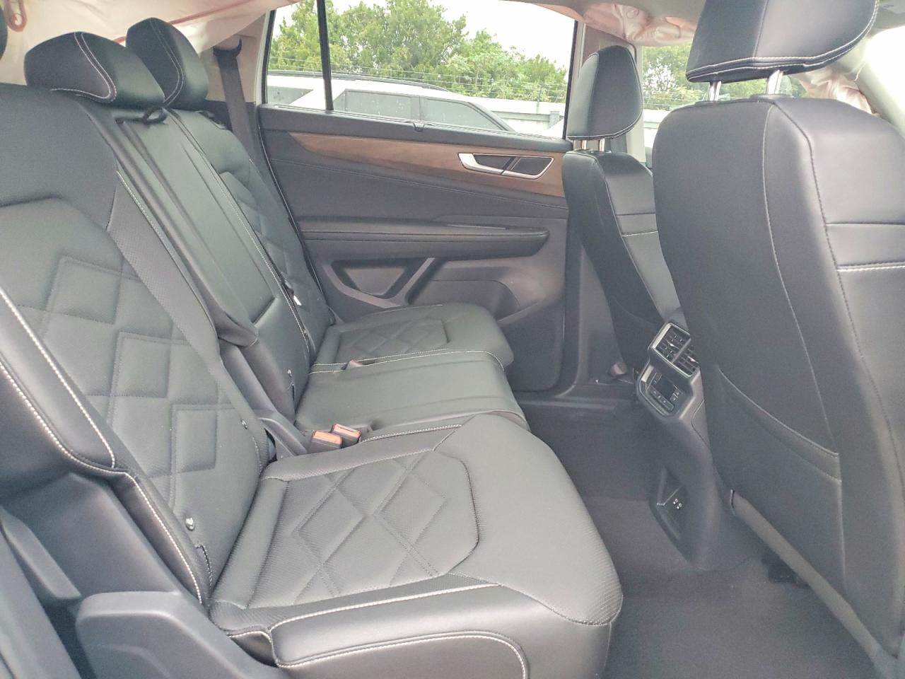 Volkswagen Atlas Se
