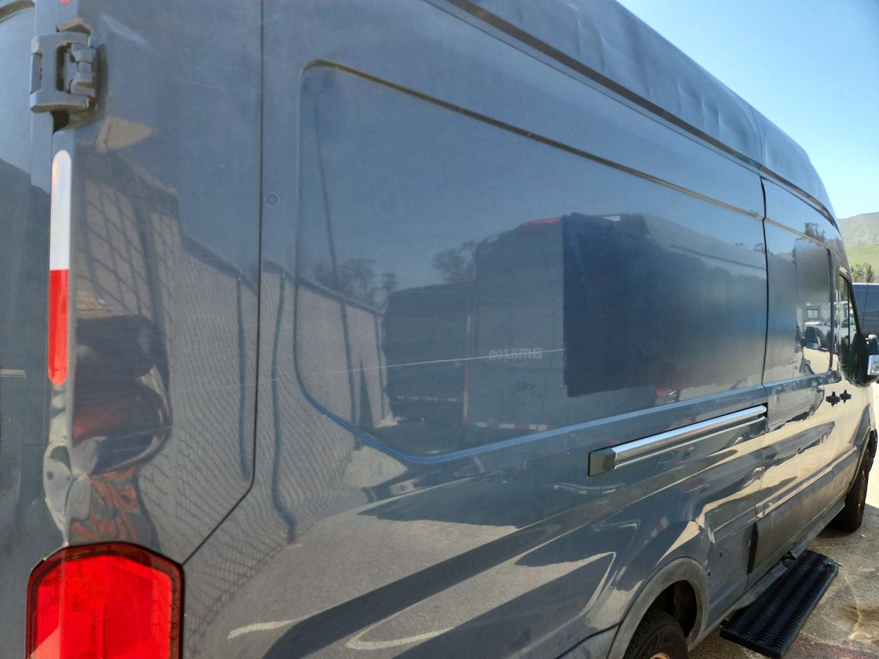 Ford Transit T-250