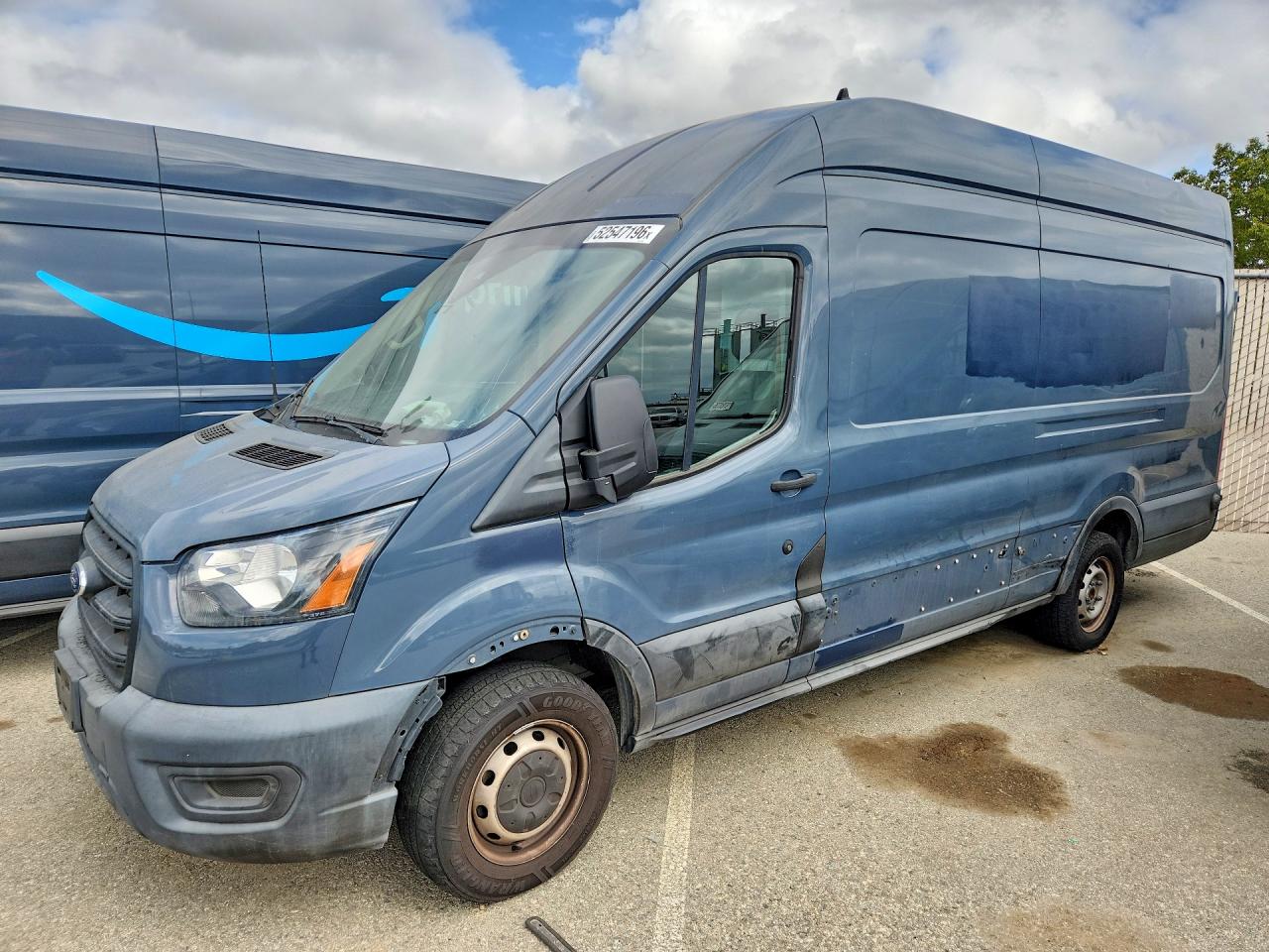 Salvage Ford Transit Image
