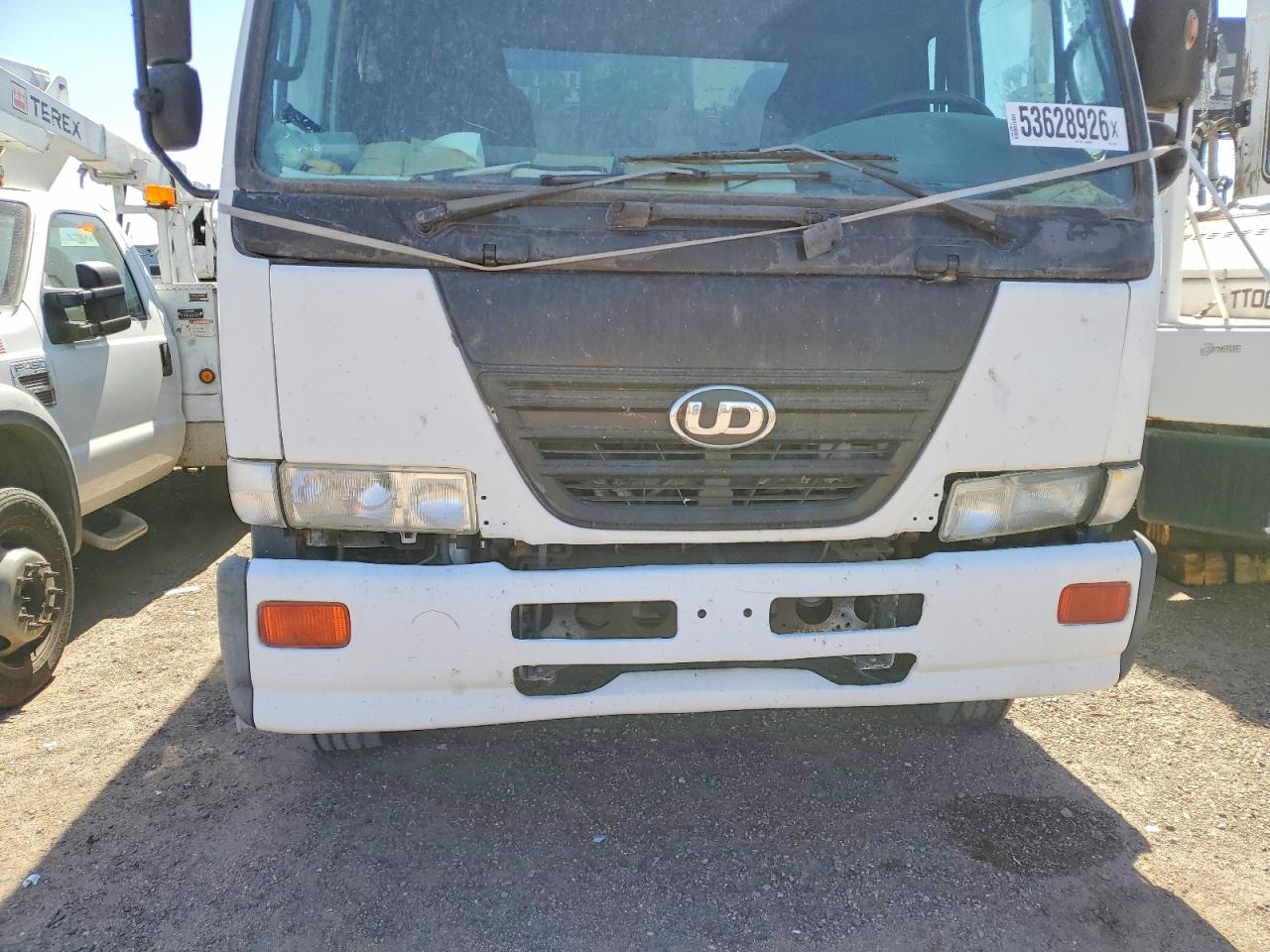 Nissan Diesel Ud2600