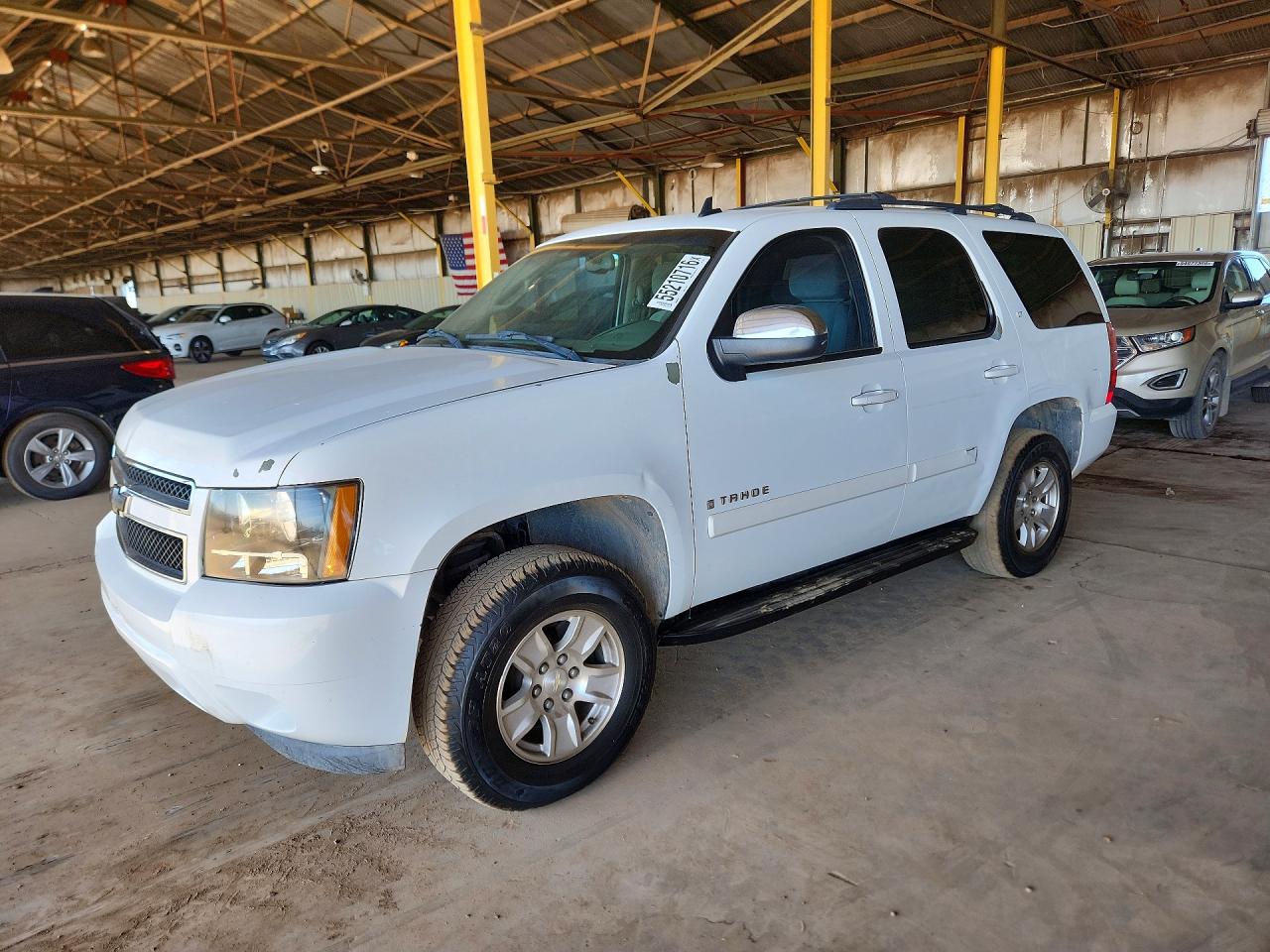 Salvage Chevrolet Tahoe Image