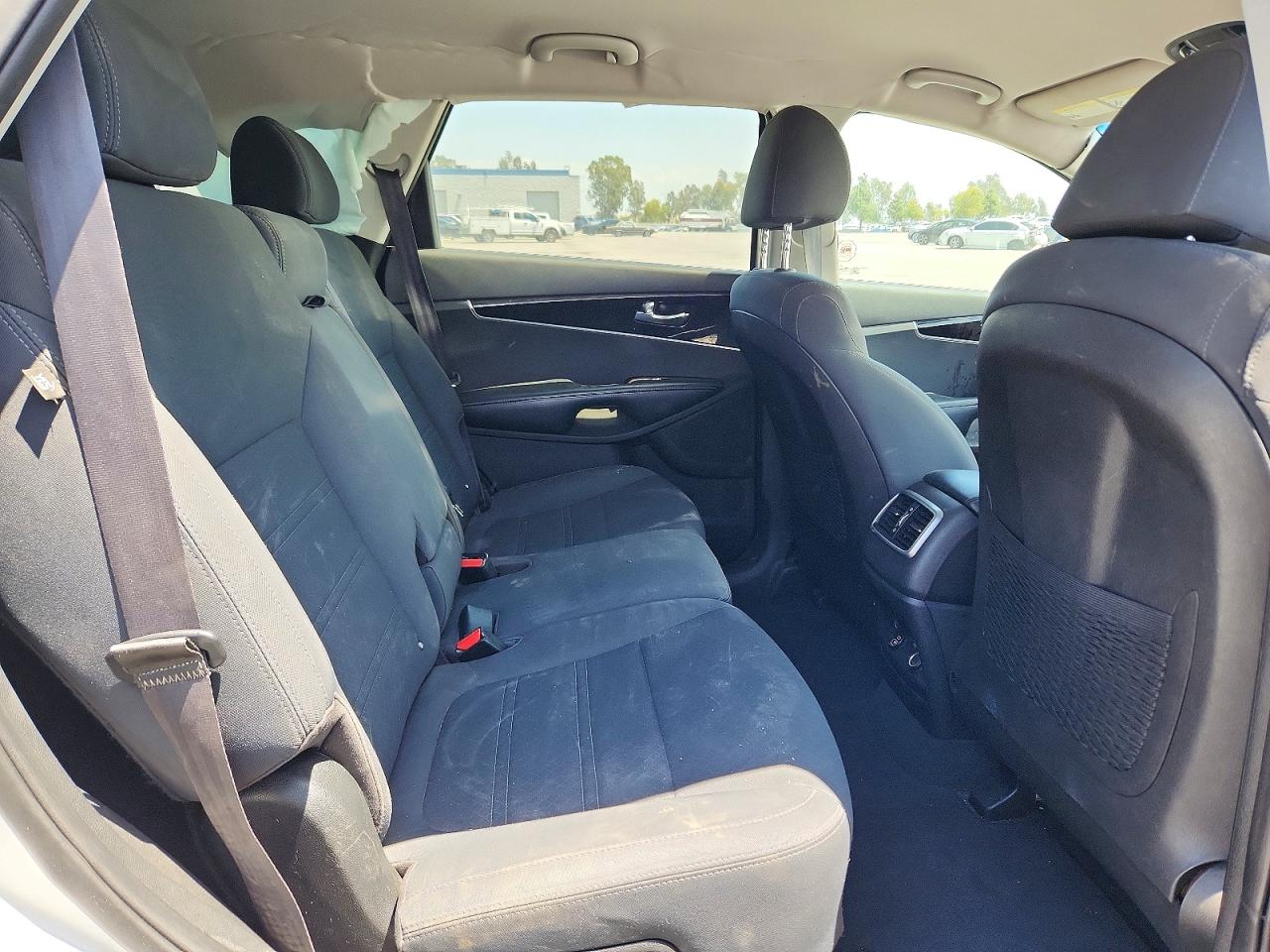 Kia Sorento S