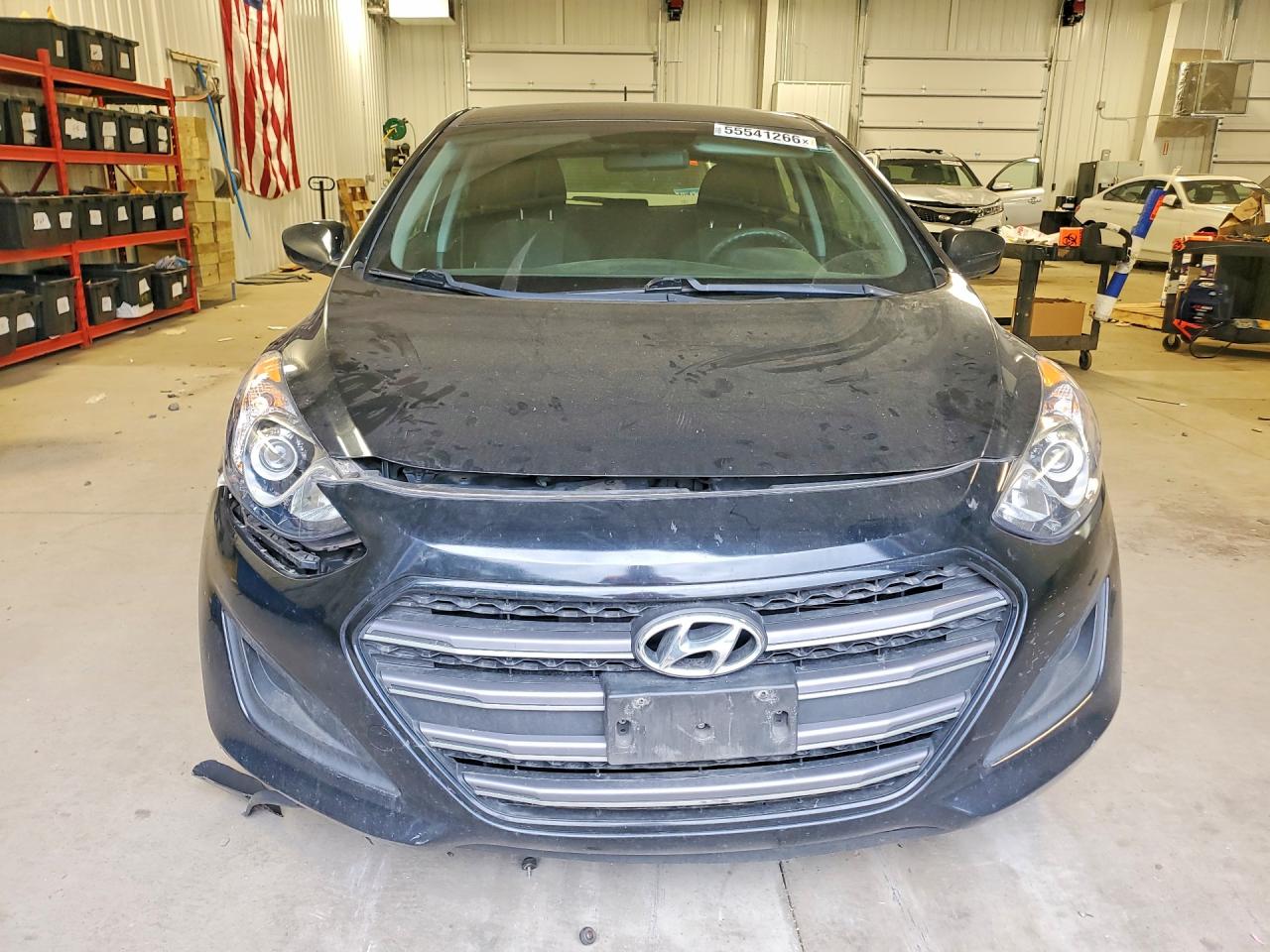 Hyundai ELANTRA Base