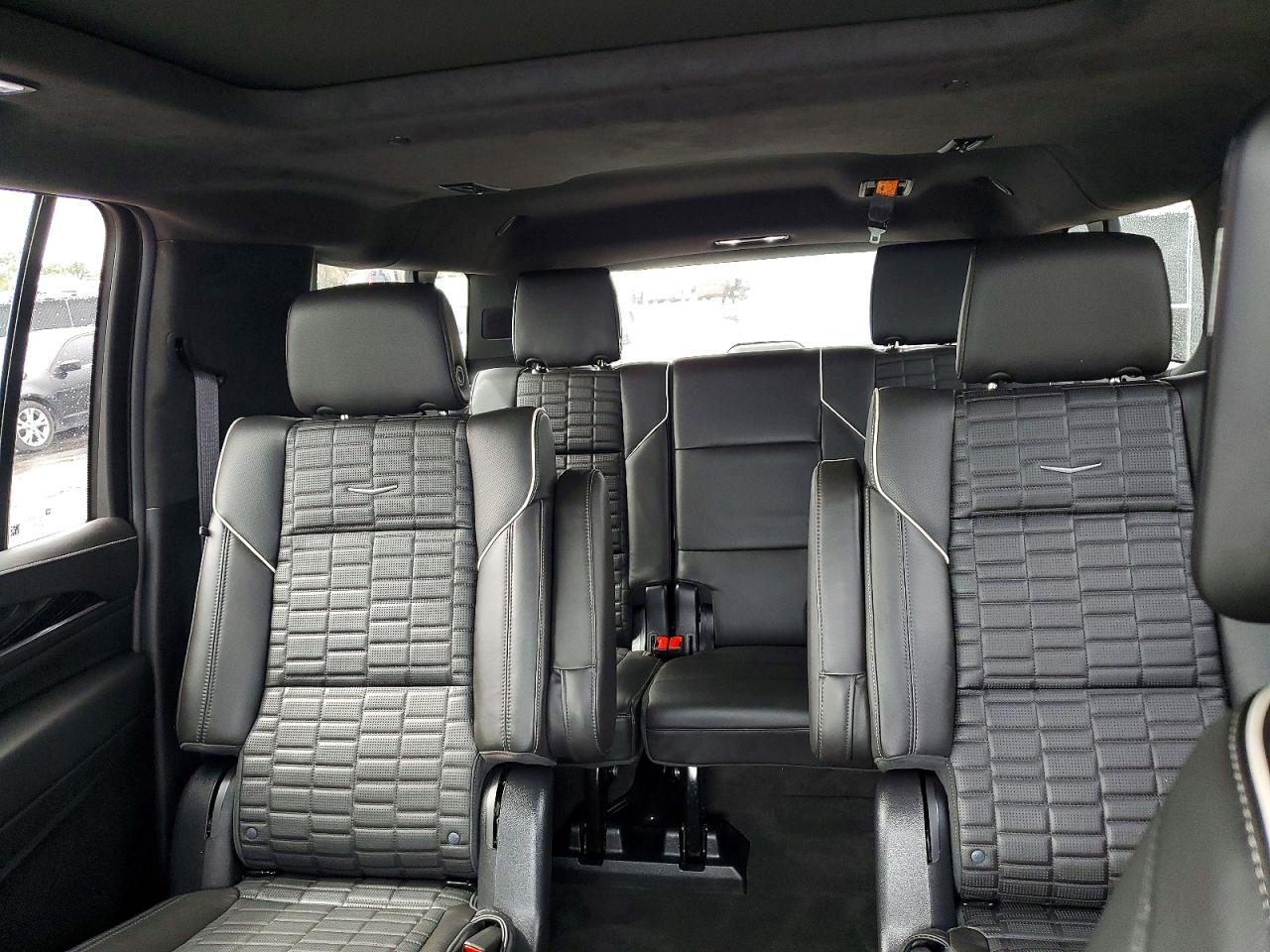 Cadillac Escalade Esv