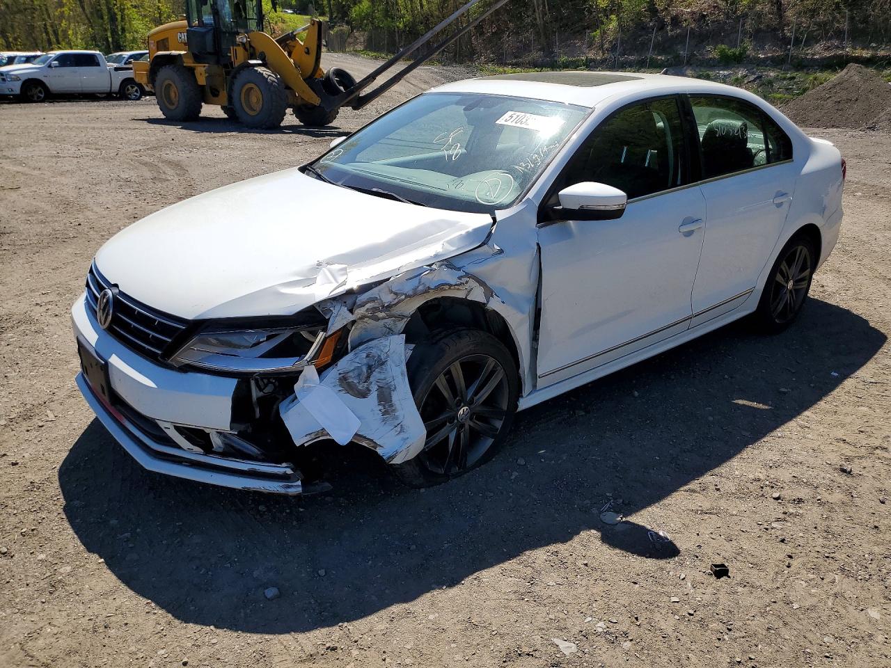 Salvage Volkswagen Jetta Image