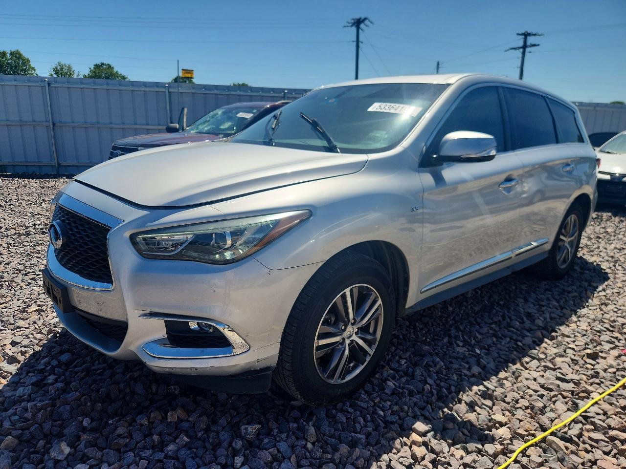 Salvage INFINITI Qx Image