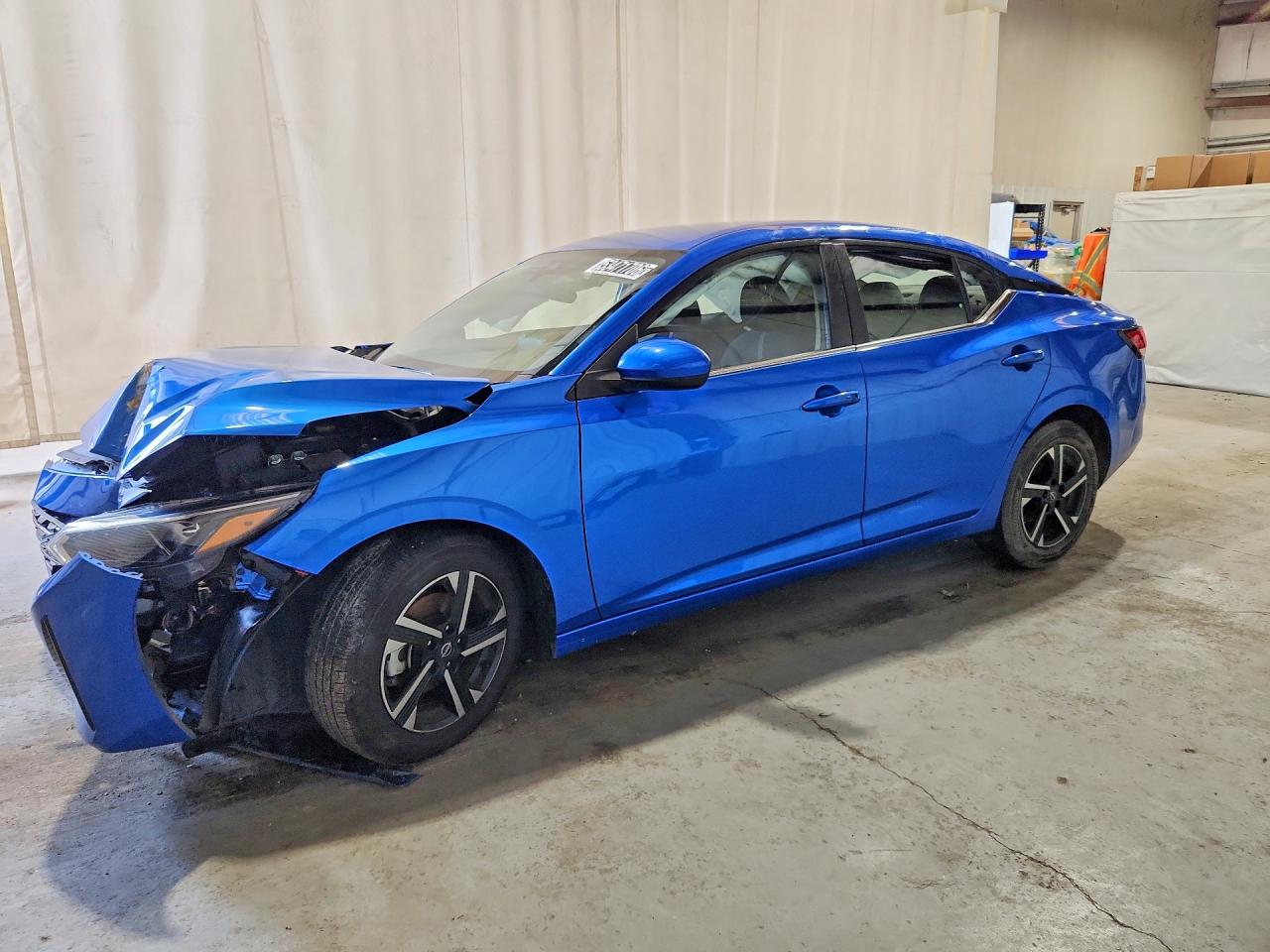 Salvage Nissan Sentra Image