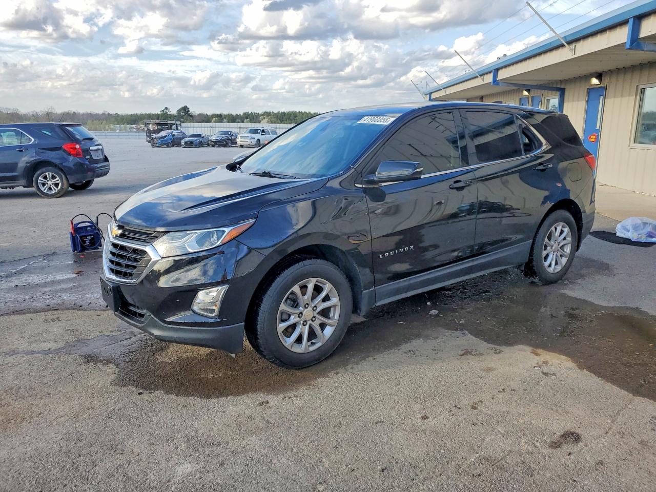 Salvage Chevrolet Equinox Image