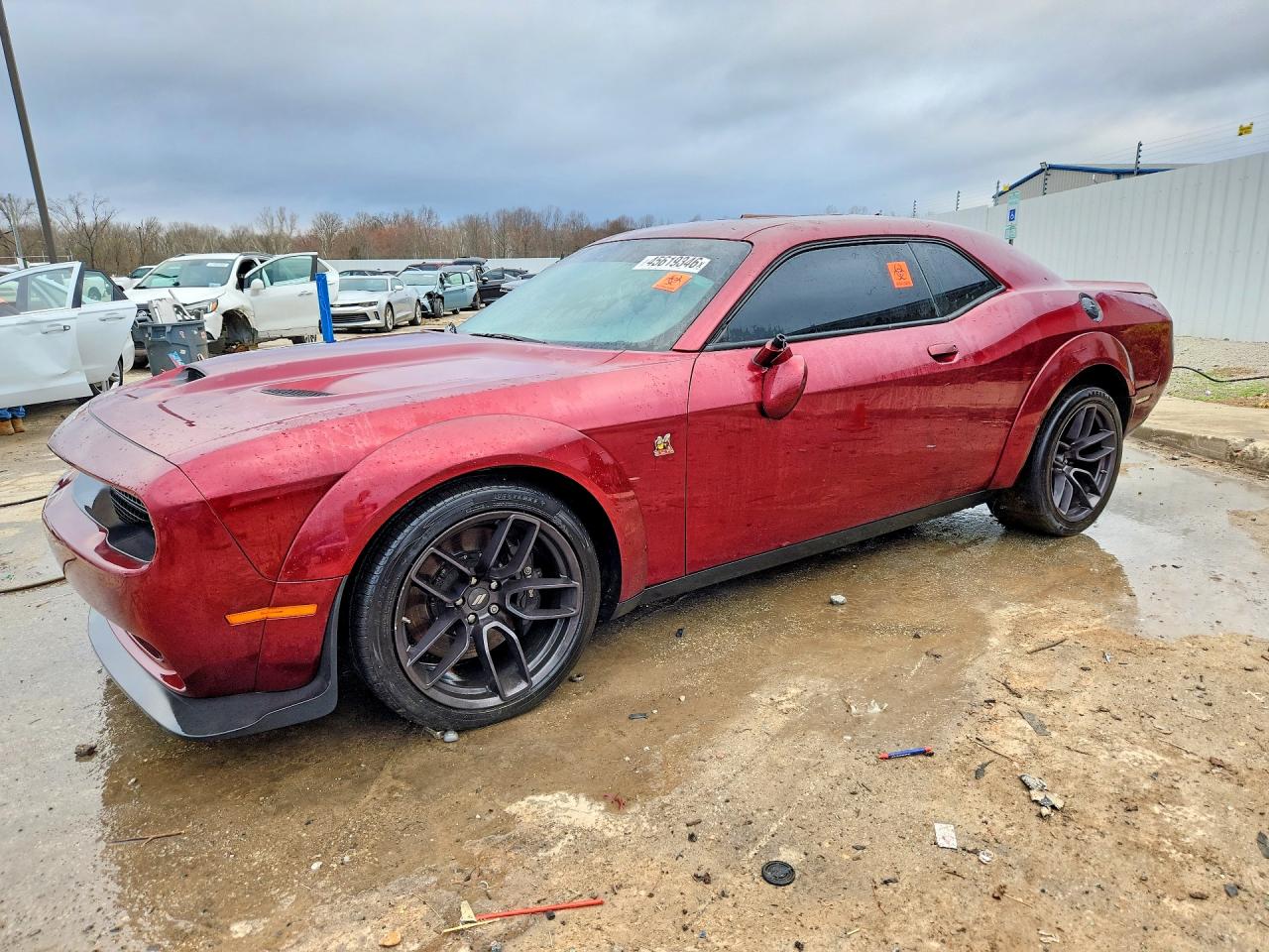 Salvage Dodge Challenger Image