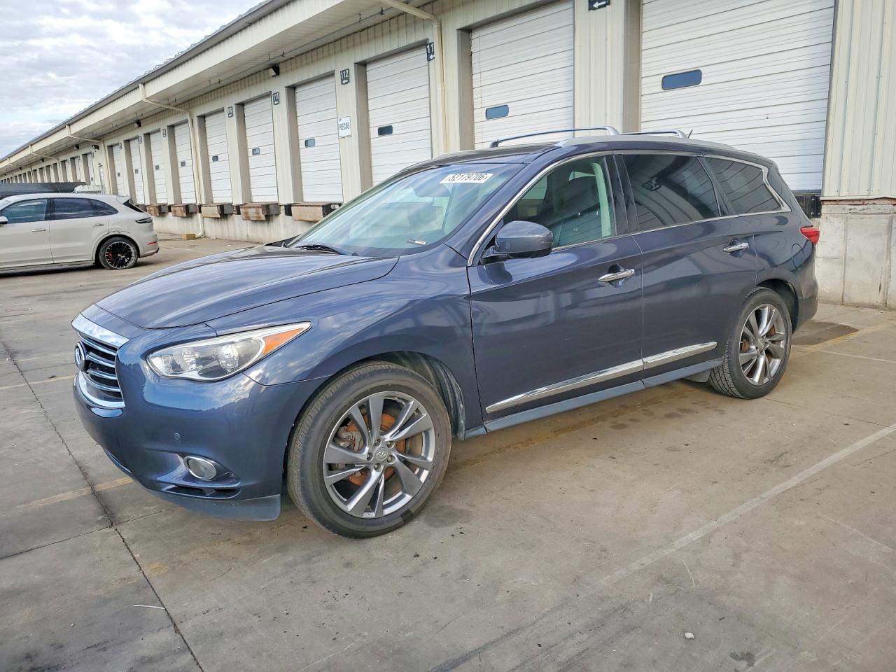 Salvage INFINITI Qx Image
