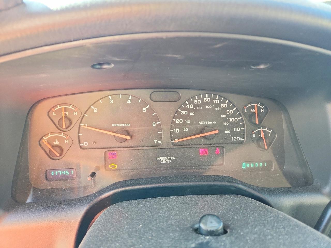 Dodge Dakota Base