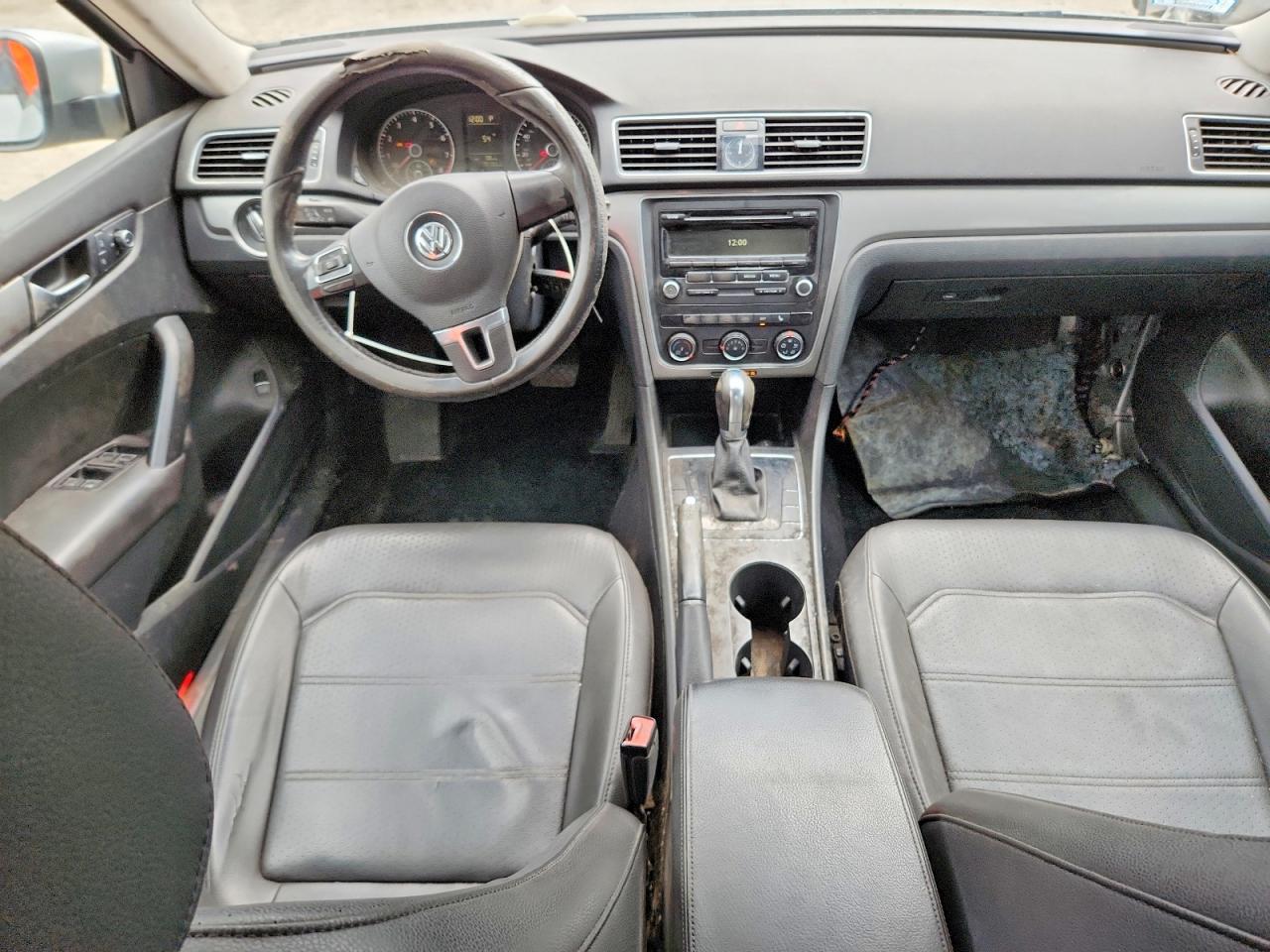 Volkswagen Passat S