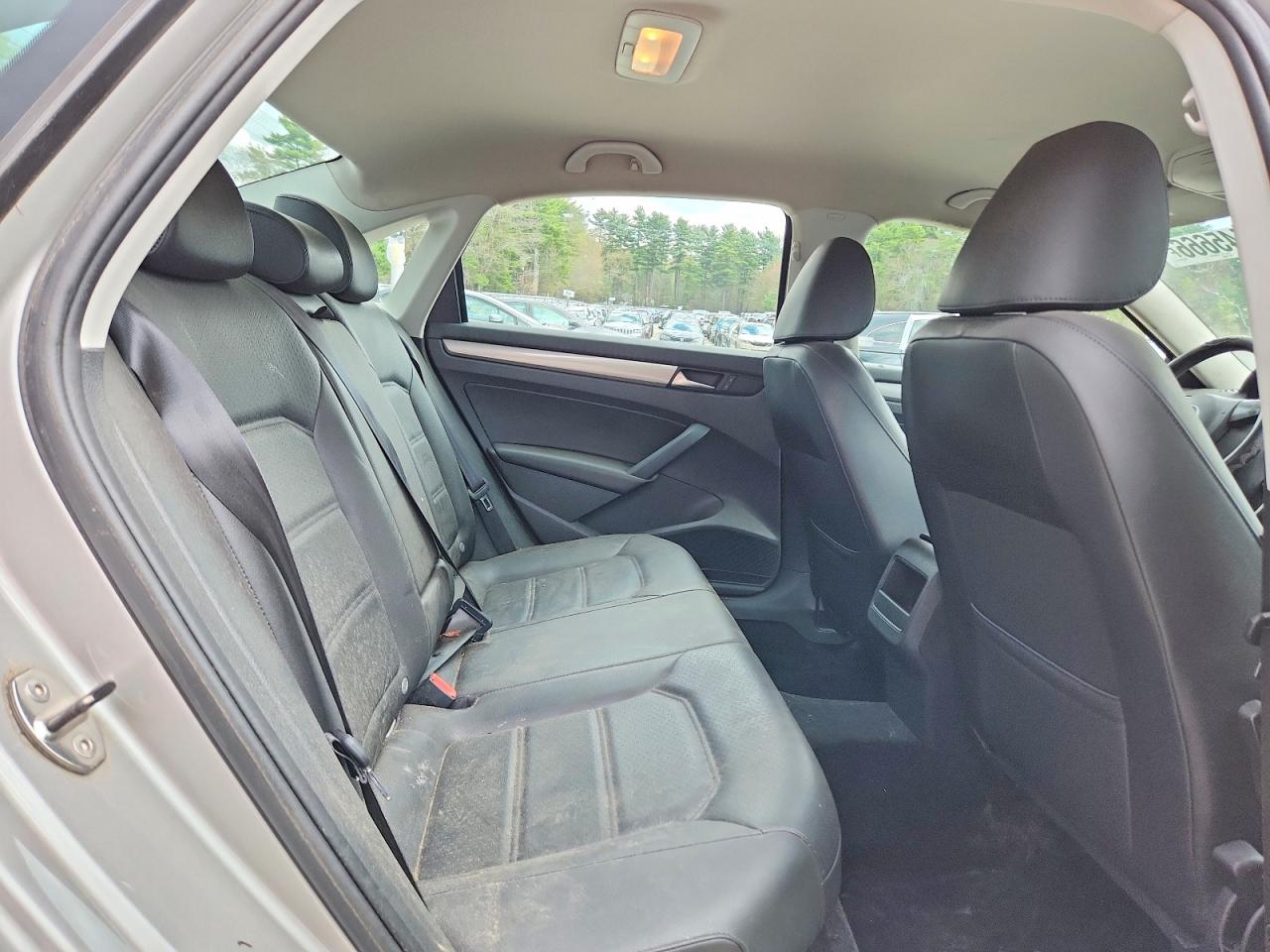 Volkswagen Passat S